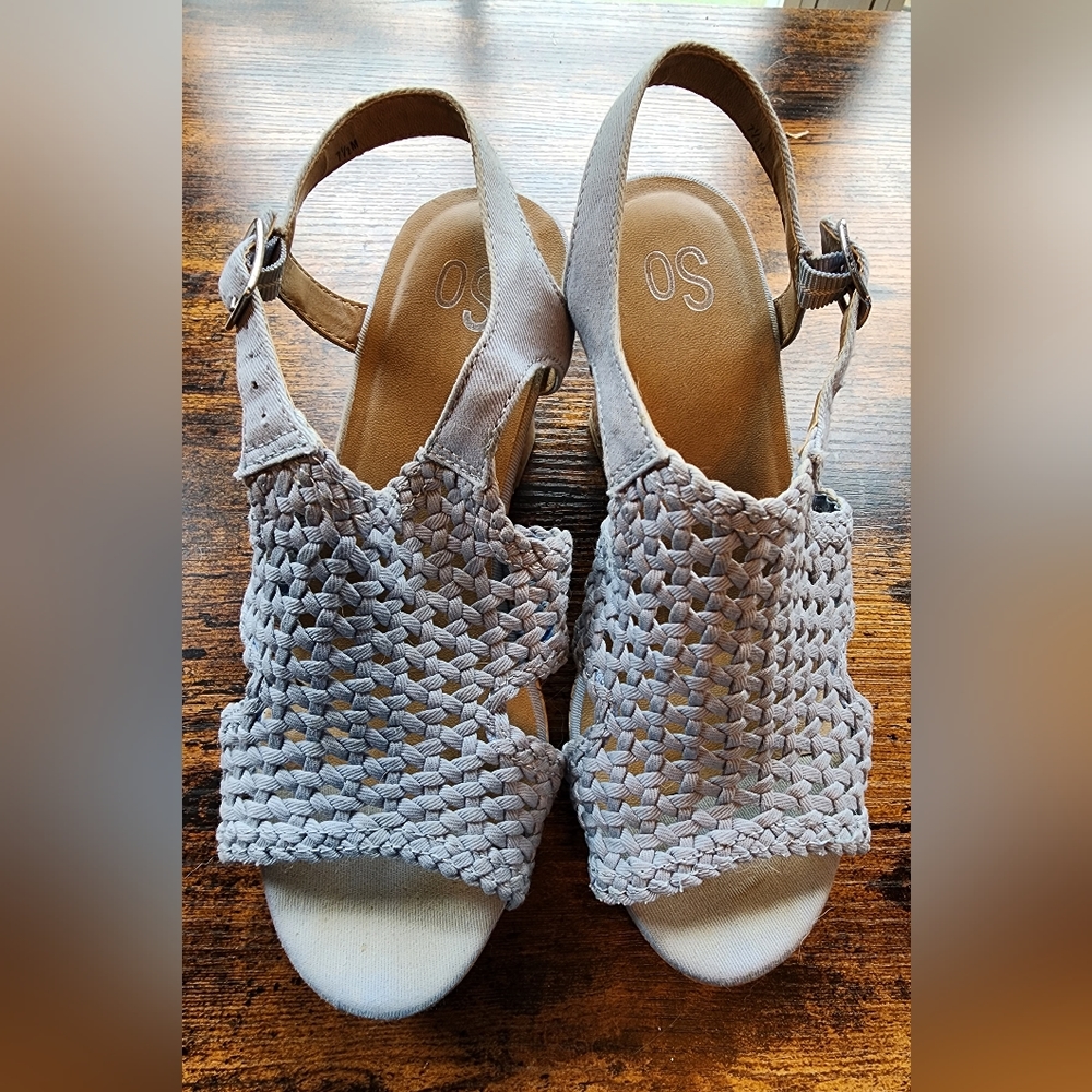 SO Blue Lattice Wedge Heel, Size 7.5